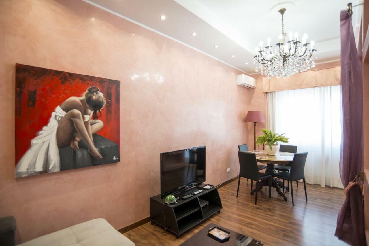 Stradivari Luxury Apartment Rome Bagian luar foto
